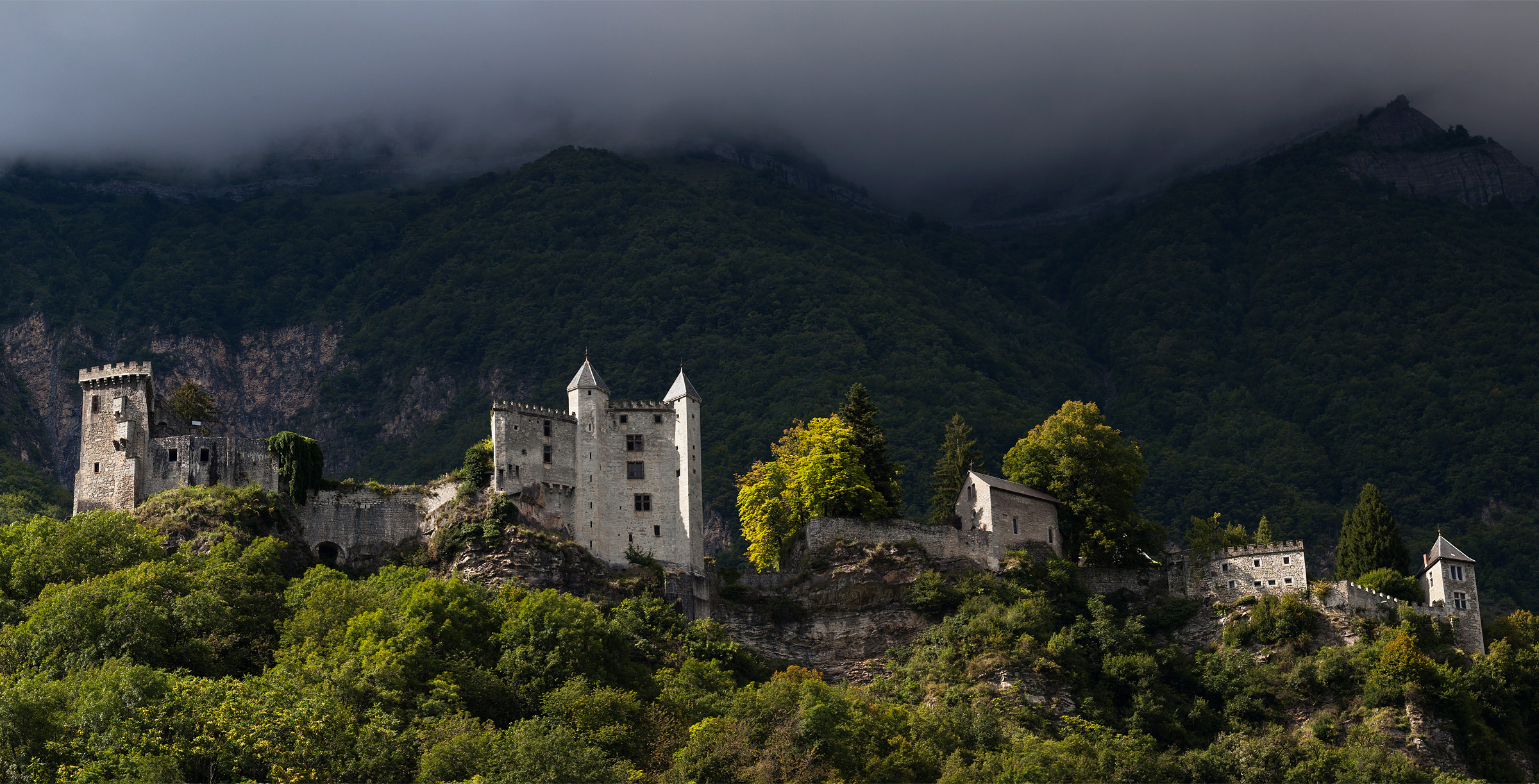 Château de Miolans - Marquis de Sade - Miolans - vue générale