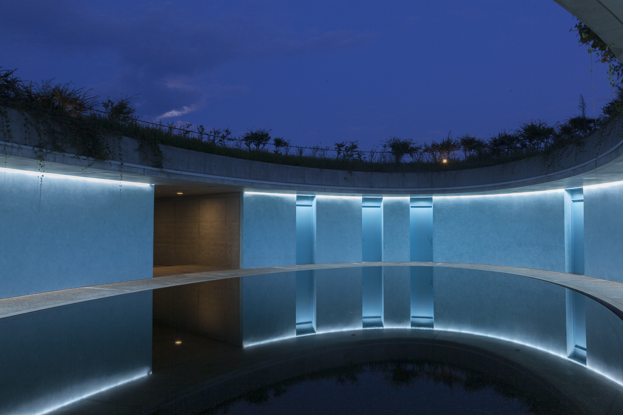 Oval - Tadao Ando - Oval - Tadao Ando - Benesse House - Naoshima